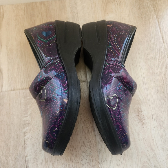 Easy Street Easy Works Laurie Clogs Hearts Non Slip Womens Size 9 - Picture 7 of 12